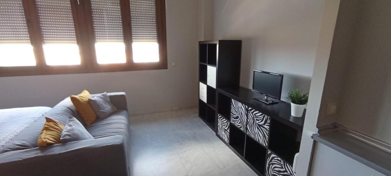 Apartamento Fibes Y Congresos Sevilla Exteriör bild