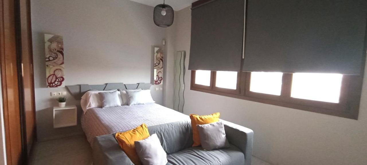 Apartamento Fibes Y Congresos Sevilla Exteriör bild